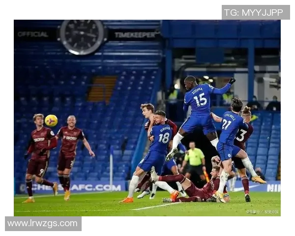 中超激战：那不勒斯狂胜阿森纳四球大捷精彩瞬间回顾与十大进球分析