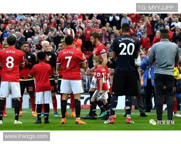 世界杯惊天冷门那不勒斯逆转曼联引爆全场激情瞬间及十大精彩进球回顾