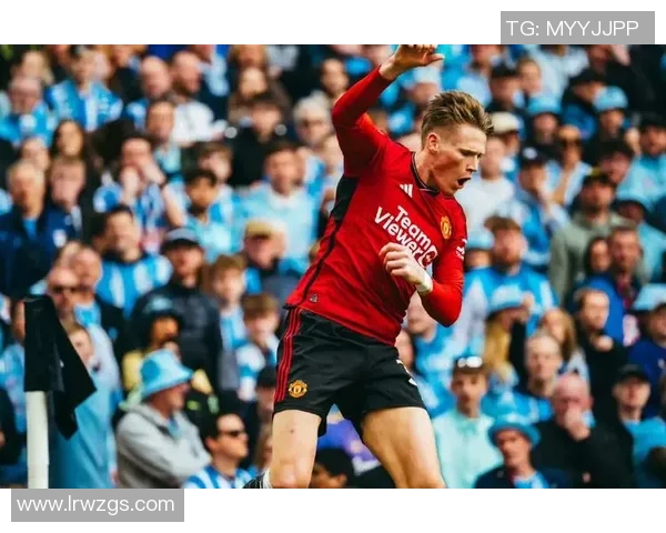 尤文图斯大胜曼联5-0点球大战精彩瞬间引发全场沸腾