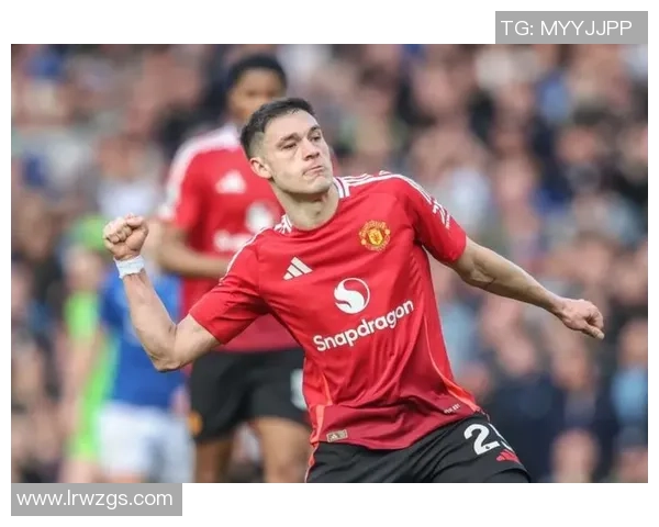 英超激战AC米兰大胜本菲卡乌龙球引发争议判罚全场沸腾