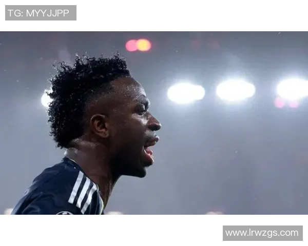 德甲精彩对决本菲卡逆转皇马上演惊天大逆转全场沸腾