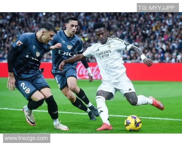 皇马友谊赛大胜波尔图点球争议引发全场热议