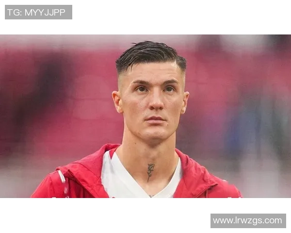 世界杯冷门回顾莱比锡与曼联激战成平局乌龙球引发全场热议