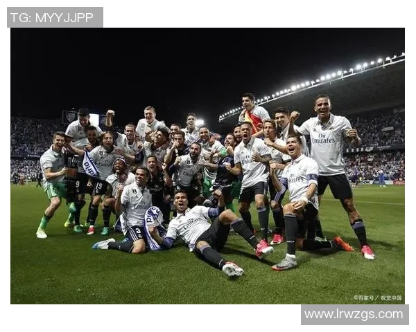 欧冠经典对决：皇马与AC米兰激战成平局乌龙球成比赛转折点