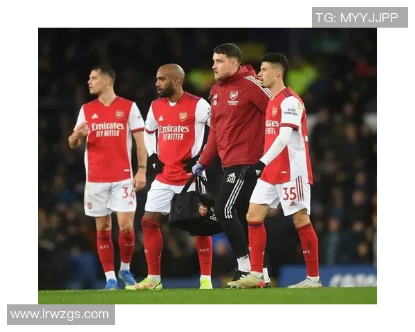 阿森纳在世界杯中以3-0战胜AC米兰补时进球点燃全场激情与数据分析 阿森纳在世界杯中以3-0战胜AC米兰补时进球点燃全场激情与数据分析